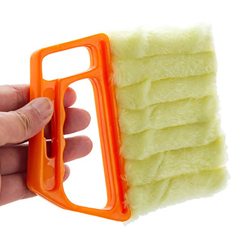 Cleaning Brush for Blind Vent or Blade